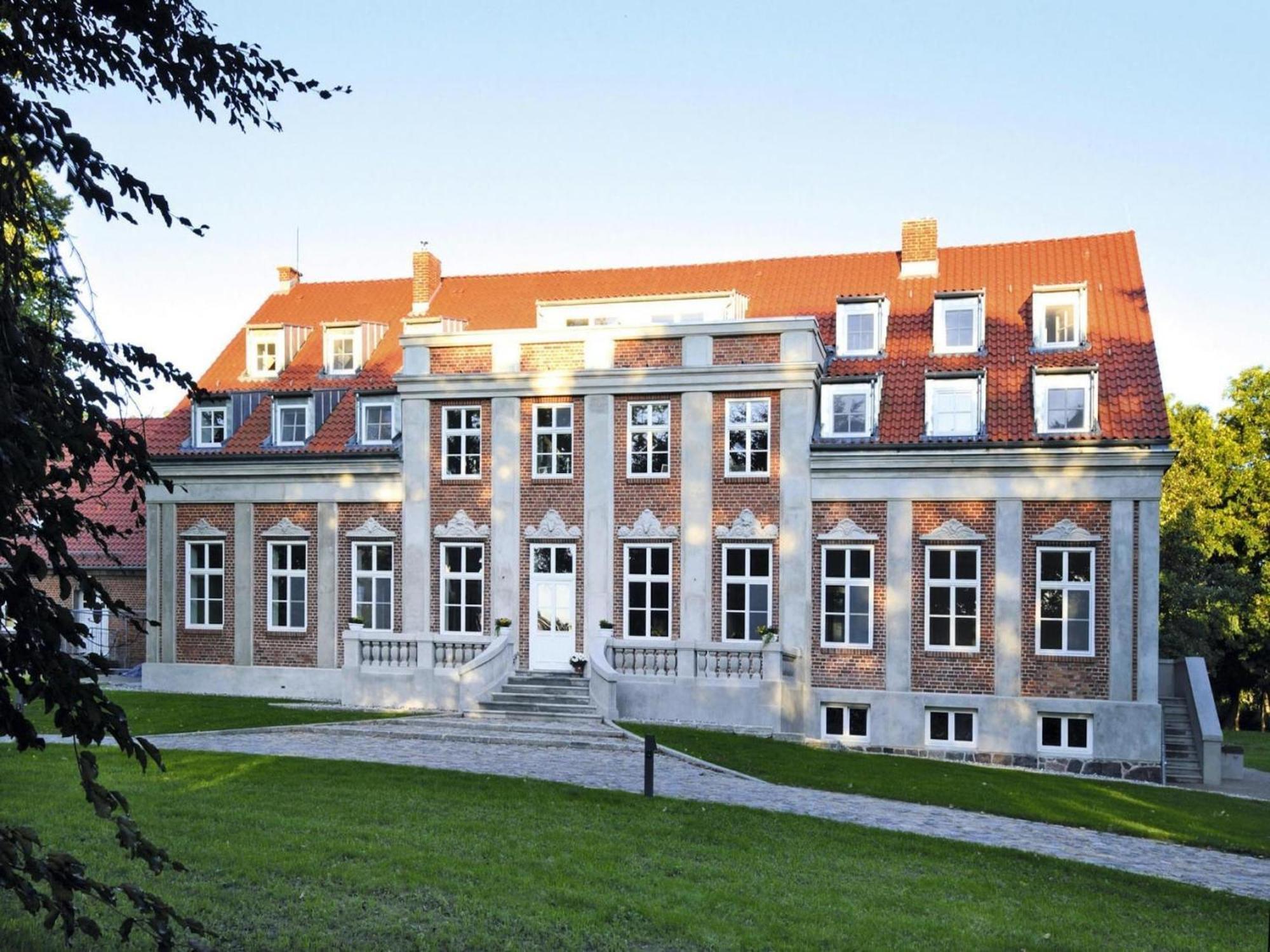 Gutshaus Zicker In Garz Βίλα Garz  Εξωτερικό φωτογραφία